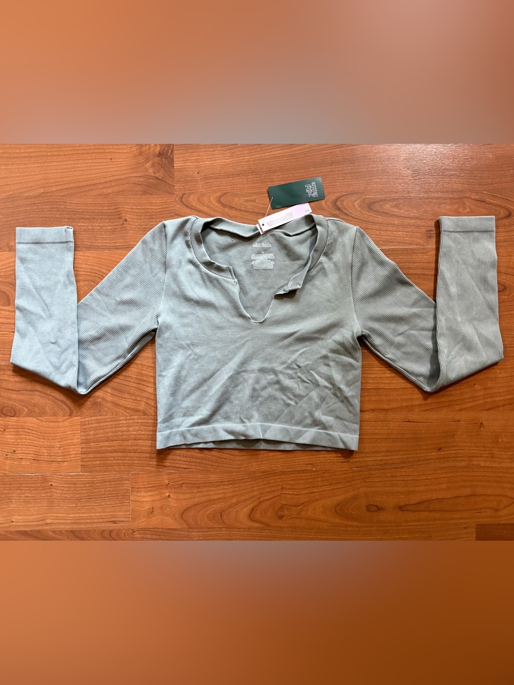 wild fable Gray Ribbed V-Notch Cropped Long Sleeve